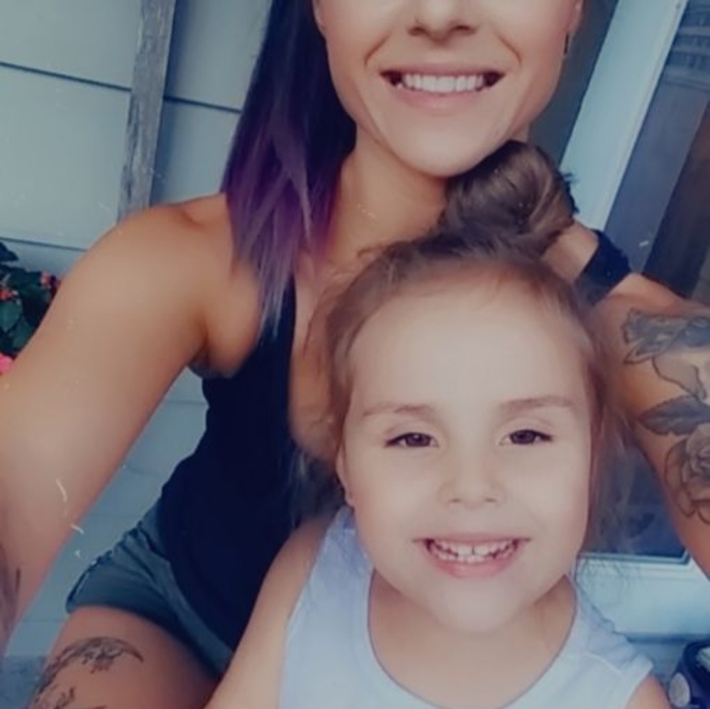 Meet your Posher, Christina